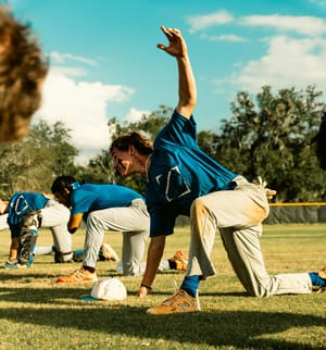 Was Jugendliche über Beweglichkeit wissen müssen: Warum Mobility kein Stretching ist post image